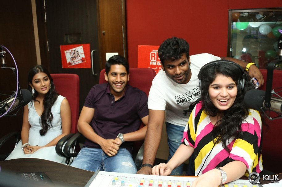 Oka-Laila-Kosam-Movie-Team-at-Red-FM